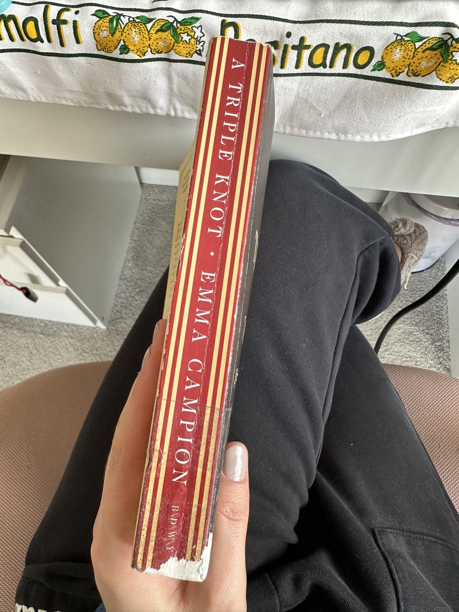 EmmaJTill's tweet photo. @Wob_group hello do you really class this book as ‘very good’? It had hair stuck the back, torn at the bottom, dirty and sticky 🤢 paid £8 for it too! https://t.co/Qe0evvBNYI