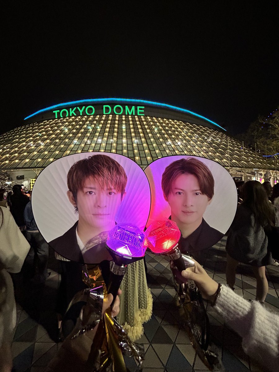 show_ni_129's tweet photo. 3.17
to HEROes〜TOBE 1st Super Live〜
約2年ぶりの紫耀くんやっぱり大好きでした😿
最高に輝いててかっこよくてNO.1でした🗽´-
単独公演でも会えますように！！！！！🌟
#TOBE_toHEROes #Number_i https://t.co/OnrqQWf6Wk