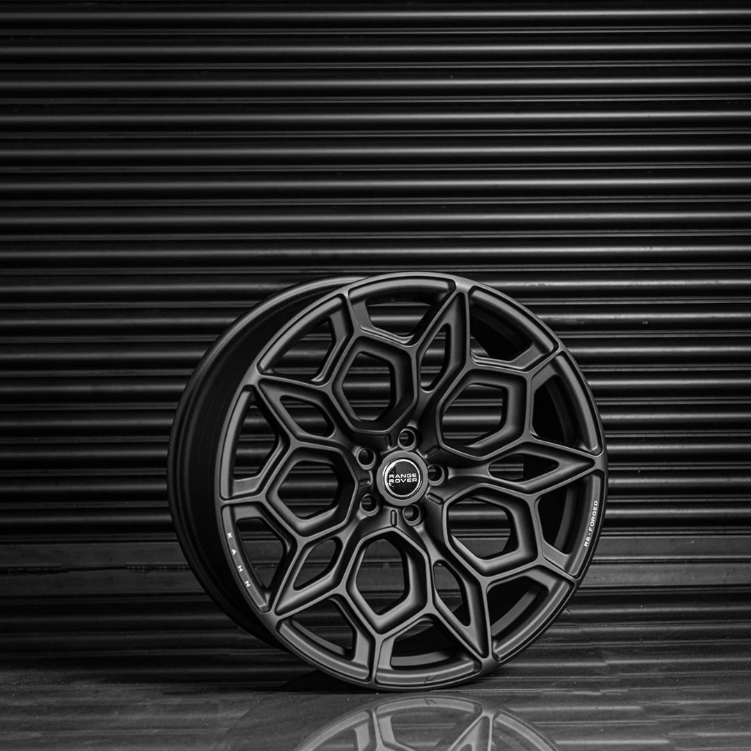 ProjectKahn's tweet photo. Brand: KAHN® Type 57 Wheels
Model: Range Rover (2022-Present)
Material: RS Forged
Colour: Matte Black
Size: 23"

Copyright Design by KAHN®

#ProjectKahn #KahnDesign #RangeRover #Type57 #Wheesl #Cars https://t.co/ocH4YJ88Tq