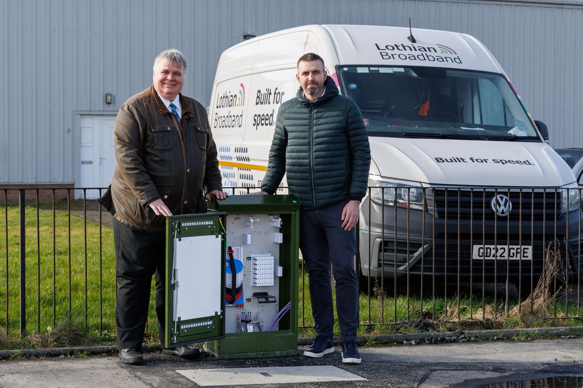 💻 More than 3,400 homes and businesses in Eastern Villages of #Stirling now have Gigabit broadband.

The programme, led by <a href="/LothianBB/">Lothian Broadband</a>, saw Stirling Council contribute £100k of £5m cost. Other funders were @ScotGov, <a href="/thebankscot/">The Scottish National Investment Bank</a> &amp; Building Digital UK.

➡️bit.ly/4aj36GO