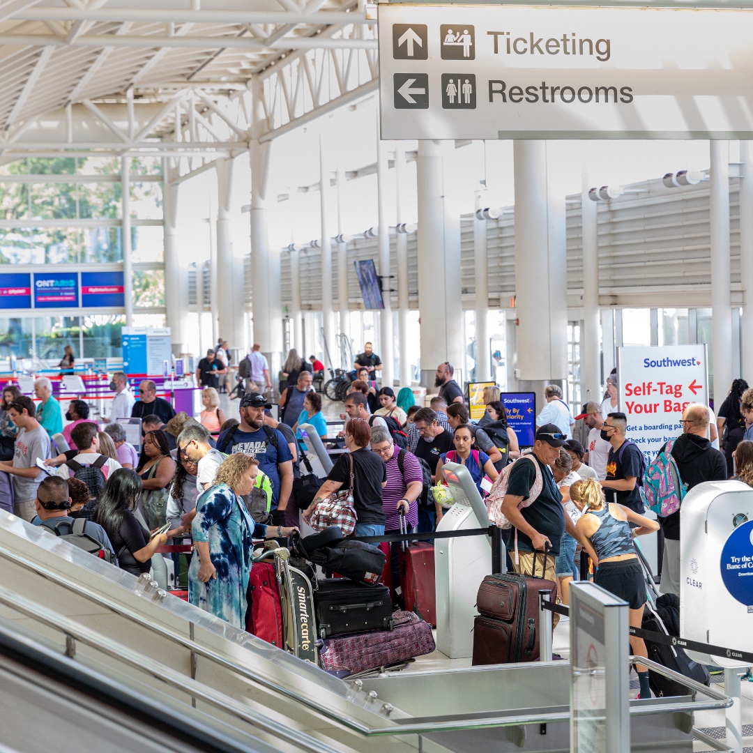 In February, Ontario International Airport (ONT) saw a 9% increase in travelers, marking 36 straight months of growth! Domestic passengers rose by 5.7% to 413,413, while international fliers surged by 68.3% to 36,480. 🛫 Read more here: bit.ly/3TBNLvv