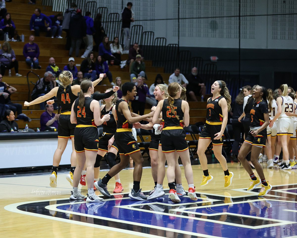 GOT THAT DAWG IN THEM!! 😤 @FerrisWBBall and @FerrisMBBALL are showing what it means to be a Bulldog! Bulldog Nation - get ready to cheer on Women's Basketball tonight and Men's Basketball on Tuesday! GO DAWGS!