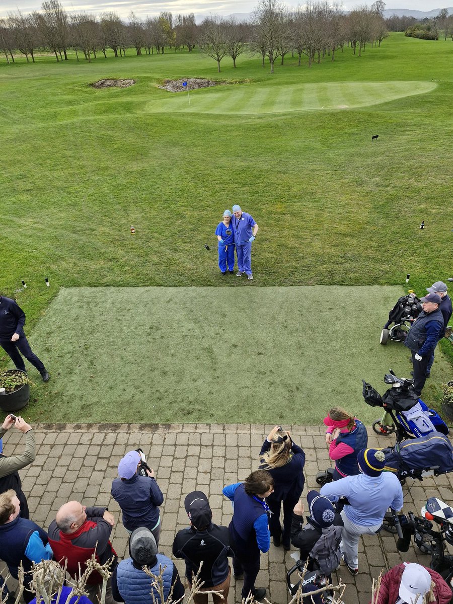 CastleMembers's tweet image. Today we welcome our Captain's Margaret &amp;amp; John for the ceremonial Captain's Drive In.

We wish the Captain's and all our members a fantastic golfing 2024 ☘️⛳🏌️‍♂️