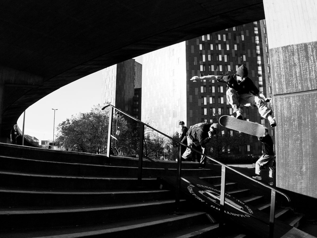 The Best UK Street Spots for Skateboarding
In this article, we will take you across the UK from the top street spots to skate in the UK. 

Read Here: skatehut.co.uk/articles/the-b…

#skatehut #skateboarding #ilovekateboarding #skate #skatepark #streetskating #skateshop
