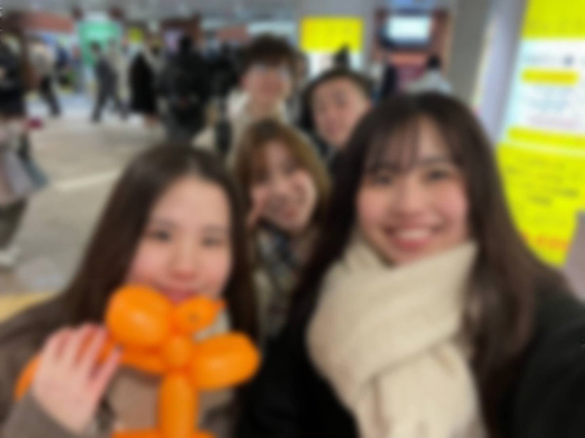 RootSeikei2020's tweet photo. 【2/25 シルバーと子どもまつり】
三鷹市のお祭りボランティアに再び参加してきました〜！
バルーンアートや工作遊び、読み聞かせなどのブースで、地域の子供たちやシニア世代の方と楽しく交流することができました🎶
また防災啓発のコーナーもあり、学びも多く得ることができました📕✨ https://t.co/vmzUd5g93M
