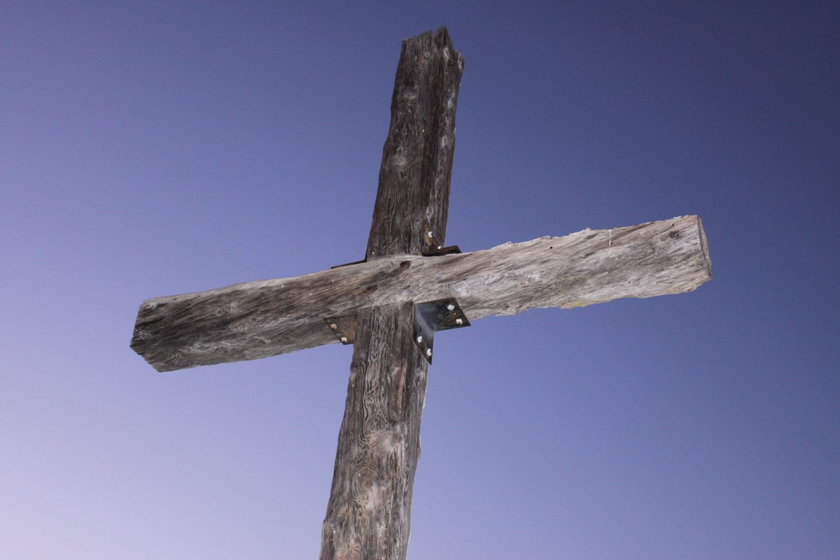 lottcarey's tweet photo. What the cross reveals
https://t.co/teJBrPeQSD
#lottcareylent #Lent2024 #lentenseason #lentenseason2024 https://t.co/oOeZPP45KA
