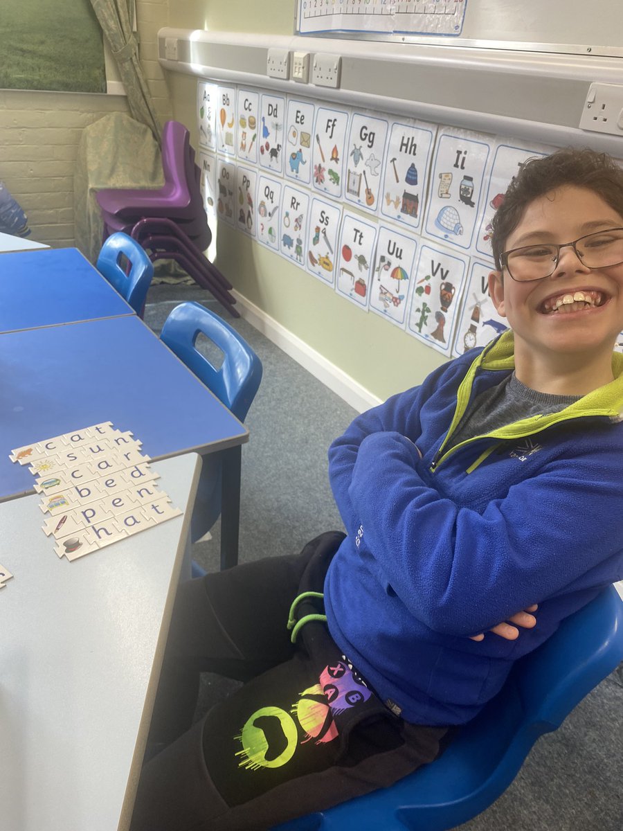 GGreenfinches's tweet photo. Very proud of himself - independent segmenting for spelling #nurture https://t.co/TPE2cGwxWx