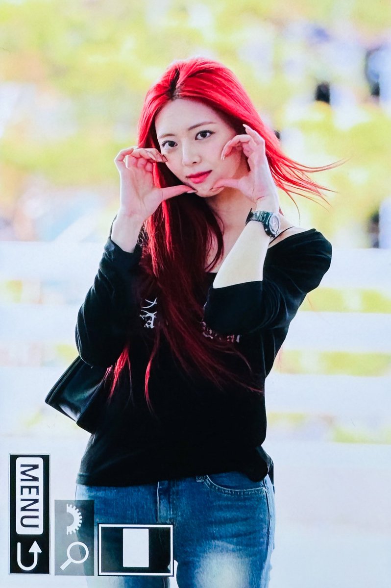 snowyscenes's tweet photo. 240318 ICN 유나 프리뷰
예쁘고 귀엽고 유나 혼자 다해 🐰🩵

#있지 #유나 #신유나 #ITZY #YUNA 
@ITZYofficial https://t.co/r6zX8PzCrb