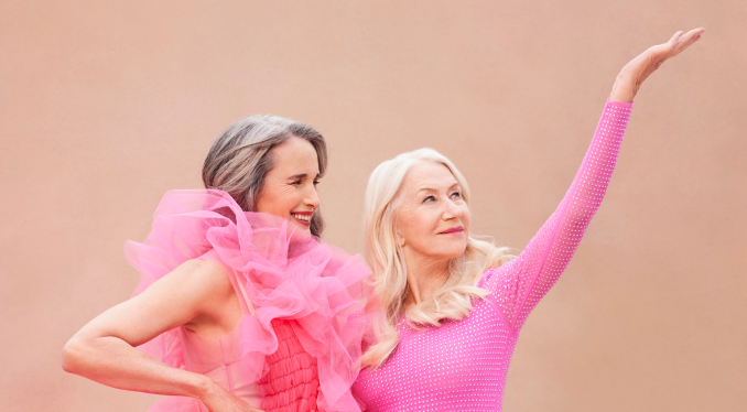 Mujerhoy's tweet photo. [MUJERHOY con @lorealparis_es]

Así preparan la piel las famosas para los Oscar: el tratamiento antiedad que rejuvenece las pieles maduras 
#AgePerfect https://t.co/KuHSPsNBXv https://t.co/xg2U9f9ttj