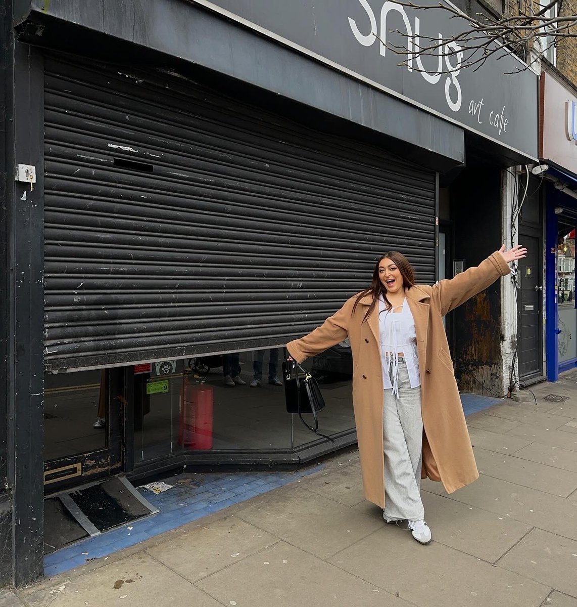 We got the keys! The Heroes Haven opening soon in Haringey! Thank you all for voting for us last year for the national lottery’s people project. Works are underway to bring the first safe space in Haringey to life for our wonderful cancer community. Can’t wait to welcome you all