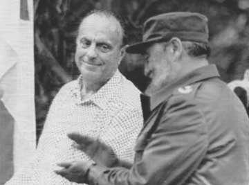 eraser's tweet photo. #dRPC DAlton (II)  ... #inocente #inocencia Fraga Castro Manuel Fidel  ... [🇪🇸🇺🇸🇨🇺] hermanDAD política ... #España #war #guerra de  #Cuba el amigo ameRICAno #USA #adoradores #ADhOcRADORES #oradores #dictaDURAS https://t.co/5OpzBaK25u https://t.co/C0eGoFv1Fk