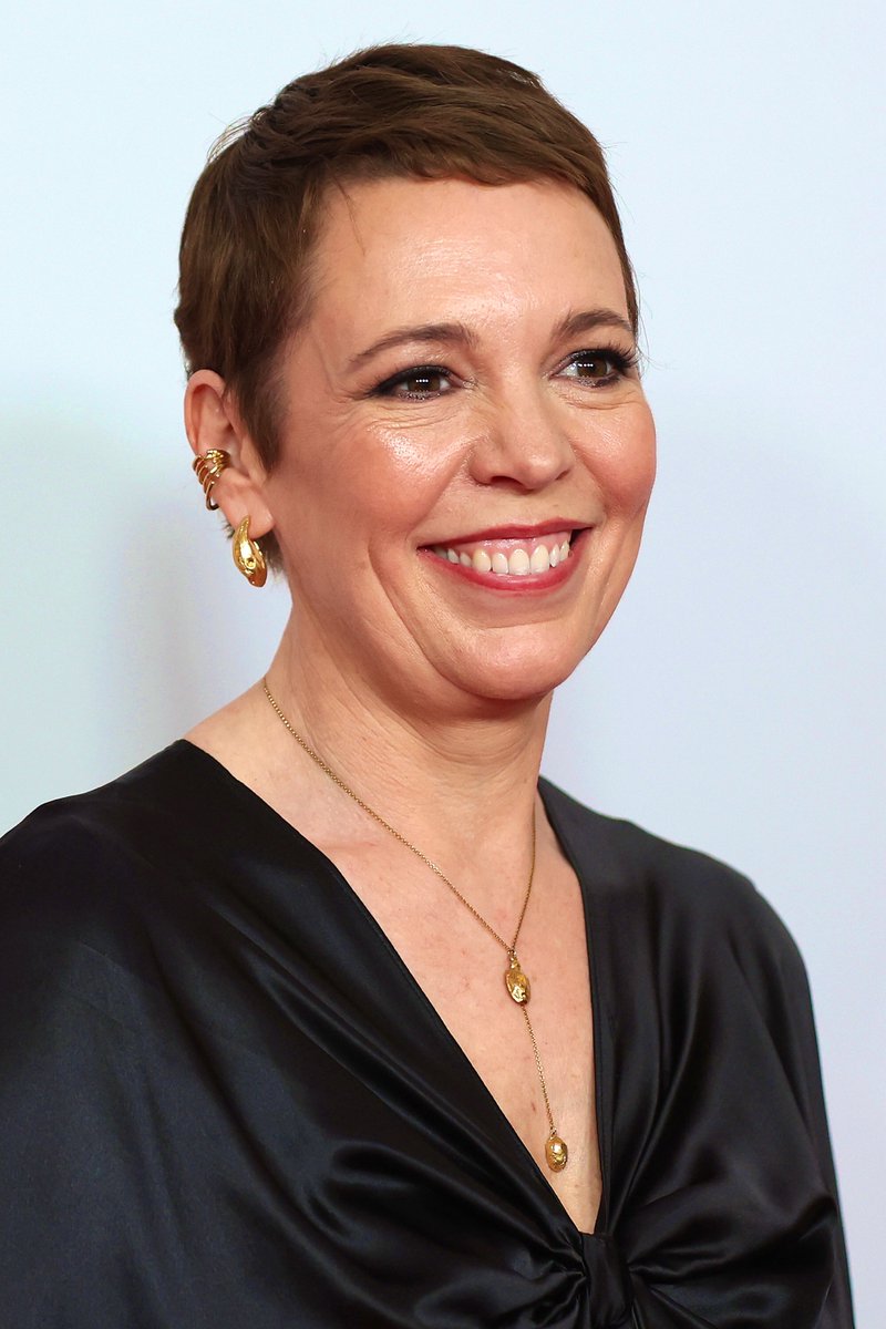 Olivia Colman Source tweet media