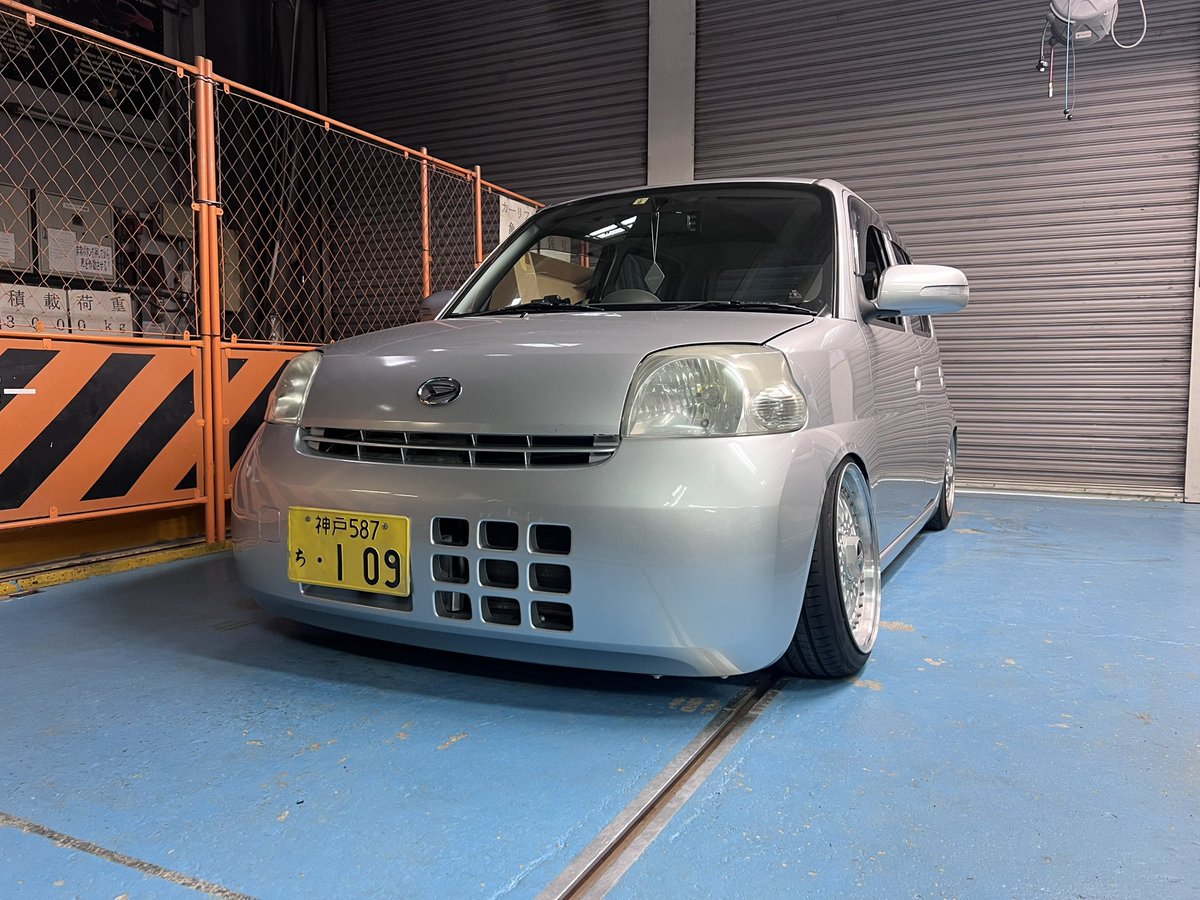 ayiad901's tweet photo. ちょっと恥ずかしくなってきたから
これをこーしてこーやってこーなった https://t.co/n8asUCobud