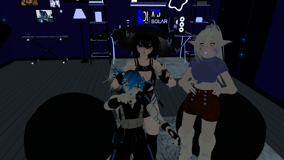 Valberrian's tweet photo. #vrchat photography commissions!

Sfw
- $10 a photo

NSFW
- $30 a photo

Group shots
- $20 a photo

For promotion
- $50 a photo 

~examples down below, feel free to DM me if you want a commission~

Cashapp: $Valberrian2 https://t.co/89BF774TL6