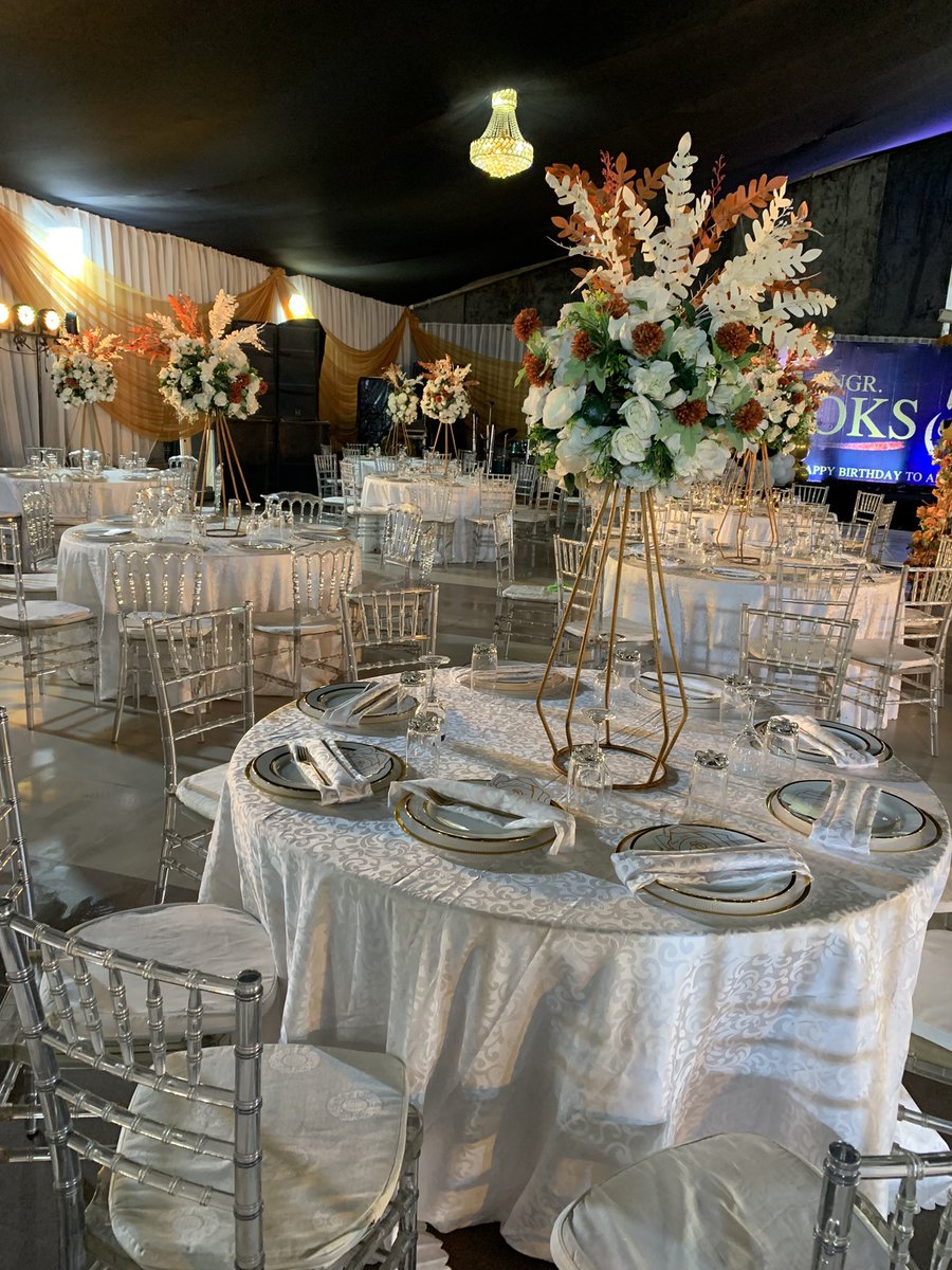 i_am_vgold's tweet photo. Itโs going to be a good week๐
#lagoseventplanner #events https://t.co/CMWLtUt2J4