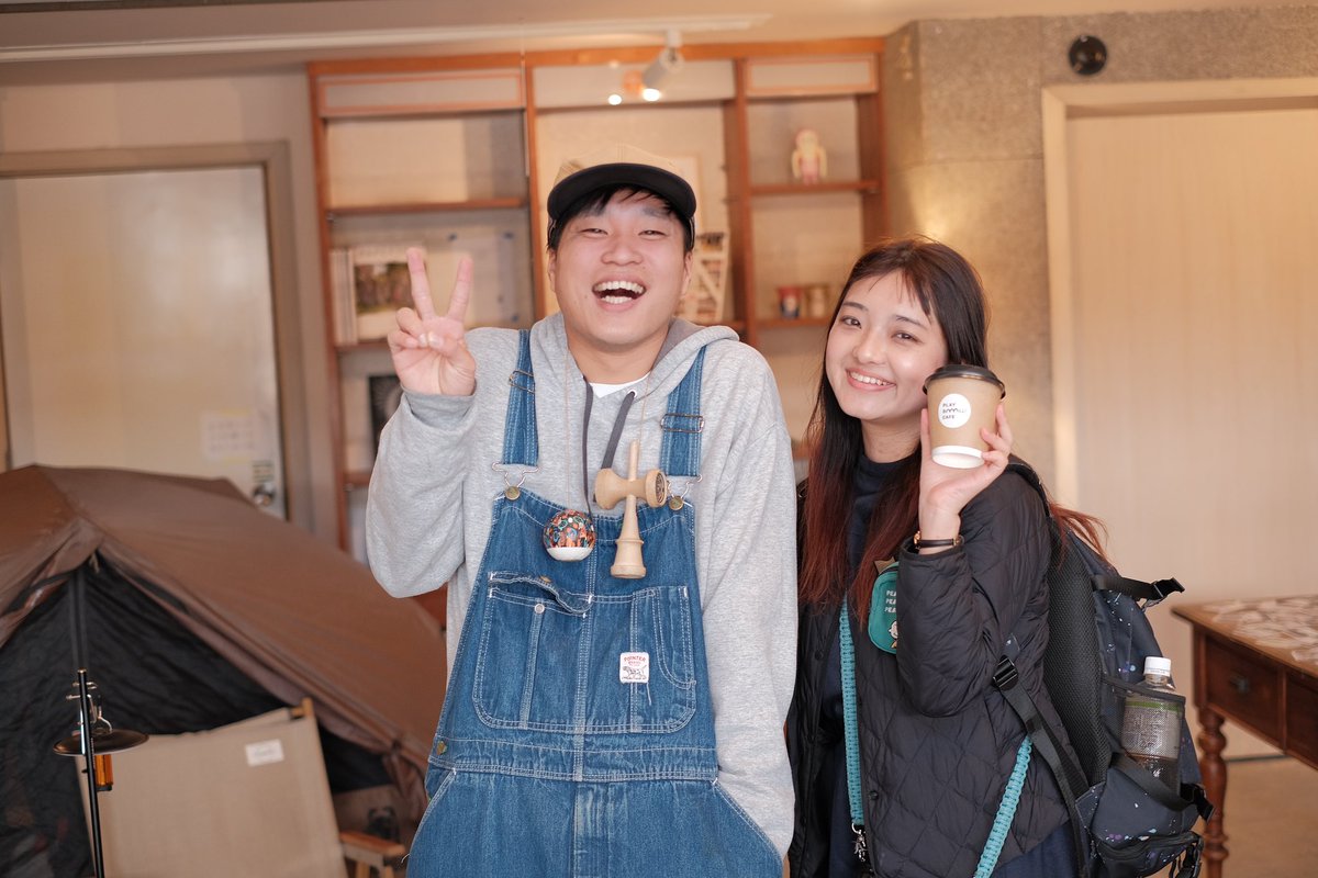 gin_yaizu's tweet photo. 昨日は福岡に住んでた頃の友達が焼津に遊びに来てくれて
こういう雰囲気の商店街があるんだね〜って。

あったかい雰囲気が心地良いって言ってくれるの嬉しいなぁ〜！

またおいでね！！！ https://t.co/CxXtuQCzqc