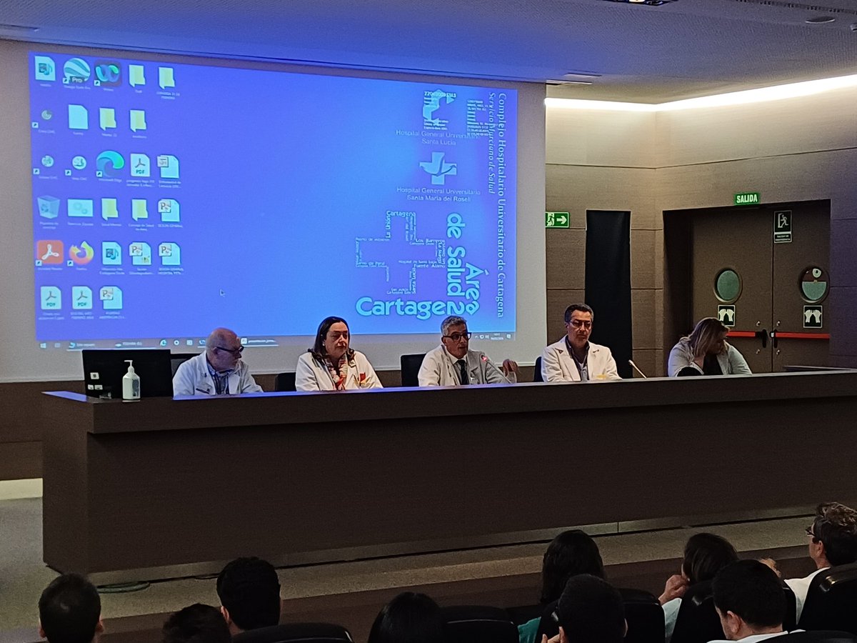 Area2Cartagena's tweet photo. El Hospital Santa Lucía acogió una jornada de puertas abiertas para que los nuevos residentes pudieran conocer el Área de Salud:
➡️Centros sanitarios, recursos humanos y materiales, tutores y docentes. 
✔️Personas, equipos, calidad, innovación y experiencia.
@Murciasalud https://t.co/c6NbGsSFDl