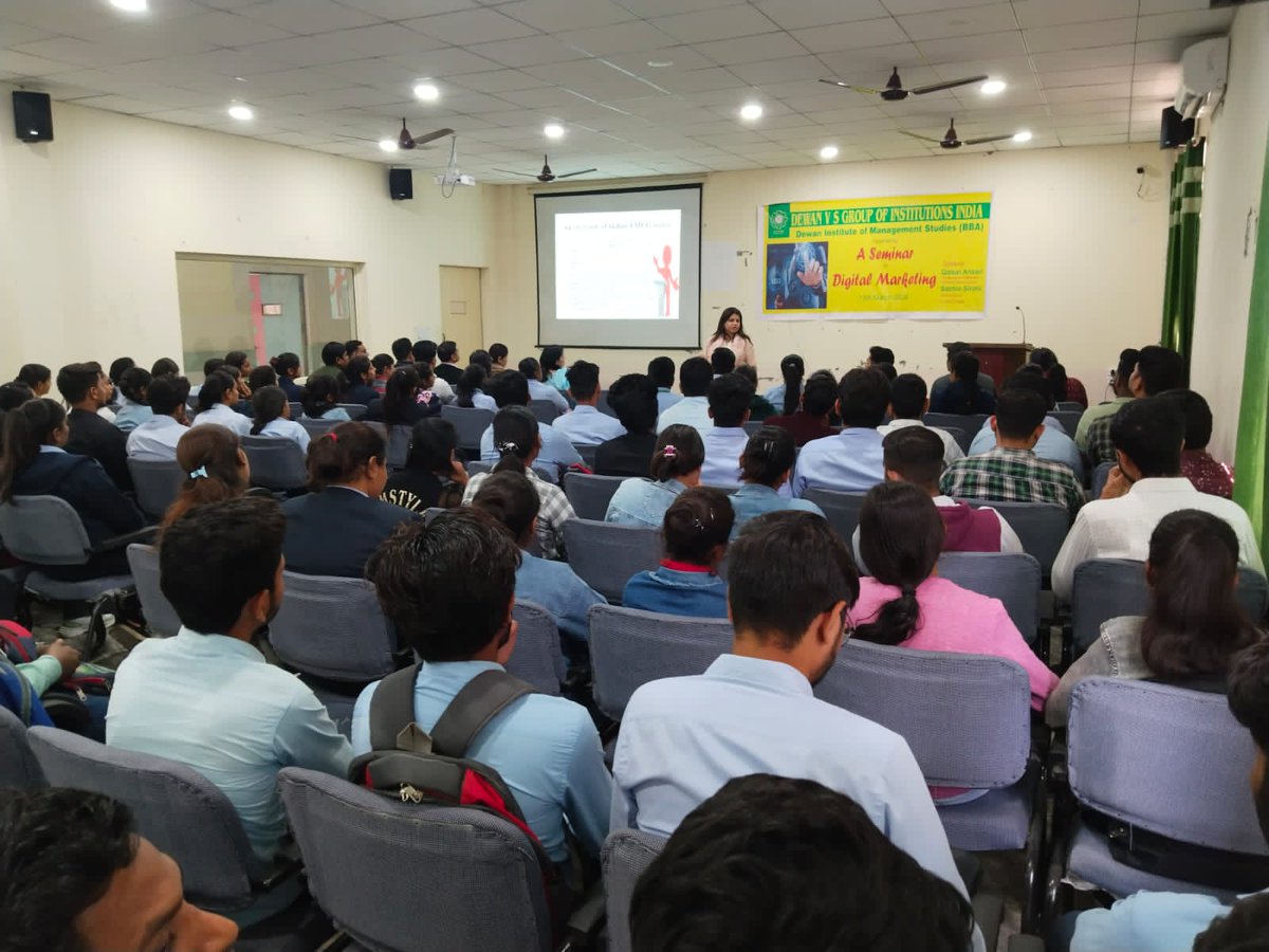 dewangrp's tweet photo. DIMS BBA organised a Special lecture on "Case Study of Patanjali Ayurveda" by Ms. Shweta Sharma ( Dean Academics - BBA/BCA) where she highlighted the importance of marketing strategies,Journey of FMCG sector, SWOT analysis, competitors analysis of the company.#DVSGI #DIMS #BBA https://t.co/xzcWSqWAaN