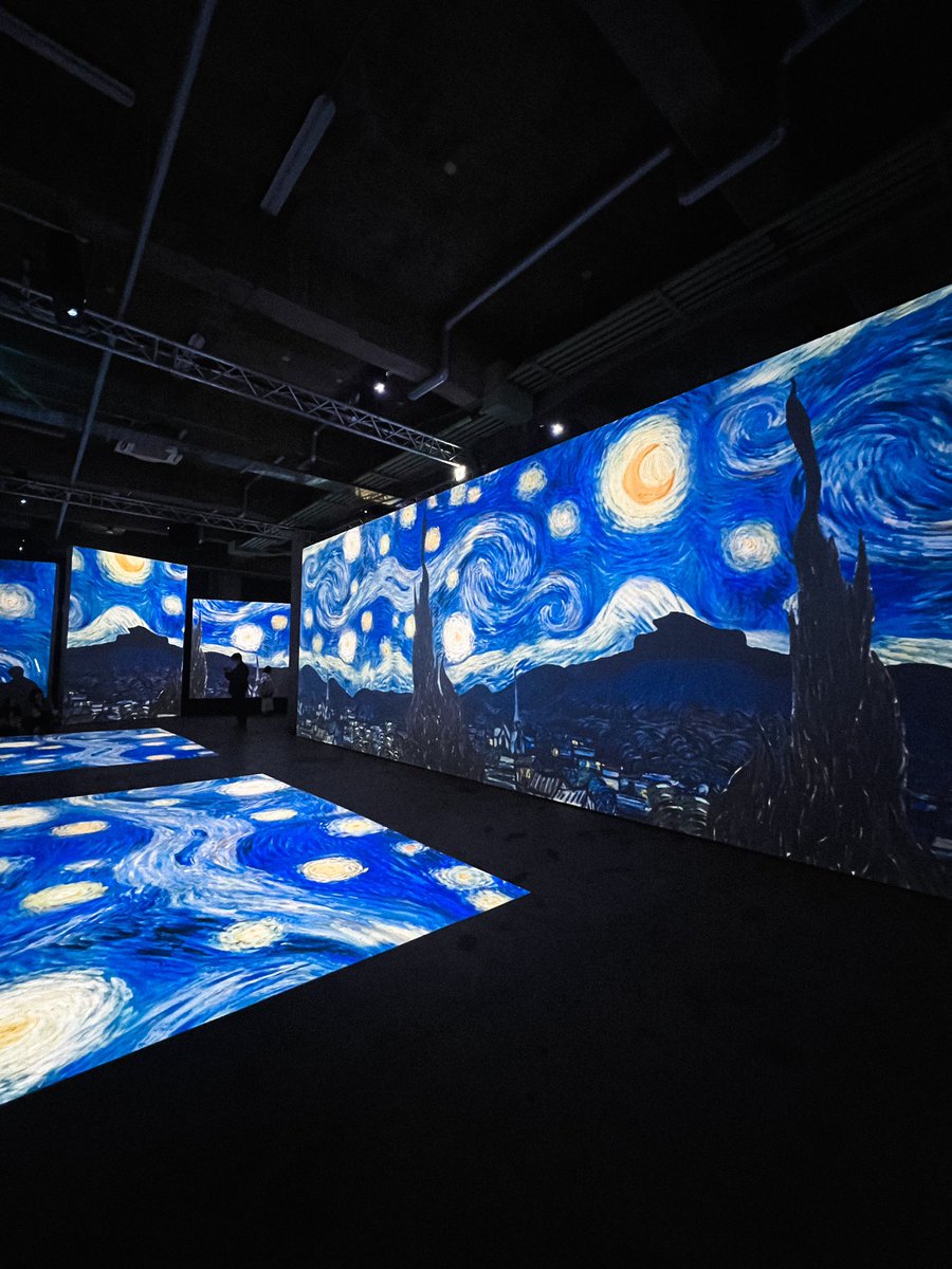 fox__tk's tweet photo. 行ってきた良かった。

#VanGoghAlive https://t.co/riSL1nB5yO