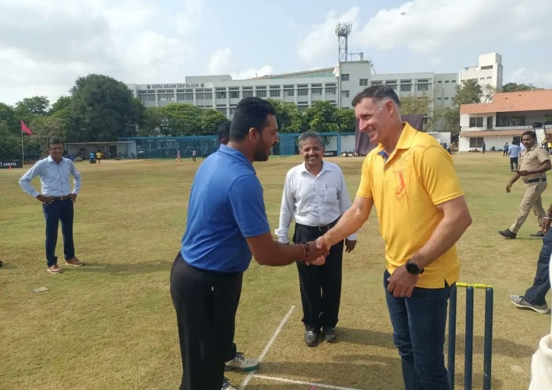 So Happy To See Mr Cricket Mike Hussey ( CSK Batting Coach ) & Mr Kasi Viswanathan ( Ceo Of CSK ) In Our College Today 🥰💛💛💛💛💛💛

#MikeHussey #MichealHussey #Hussey #CSK #ChennaiSuperKings #RCBvsCSK #CSKvsRCB #MsDhoni #Thala #ThalaDhoni #CSKvsRCBTicketBookings #Kasi