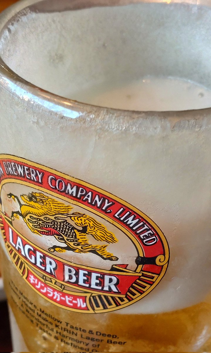 イブリン tweet media