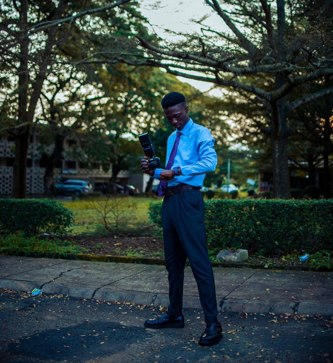 DirectorJoshOff's tweet photo. I have good sense of Storytelling. I shoot. I edit. I render livestream services and I write.
Seeking new gigs and adventures behind the lens! Let's make some magic happen together. 📸 WhatsApp 👉 08086443638
#directorjosh #letsshoot #pneumachid

Bright Osayi-Samuel Pooja Wizkid https://t.co/dyIKTrgu2U