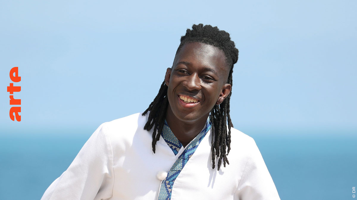ARTEpro's tweet photo. 🥙⭐ Ce soir à 20h05 sur @ARTEfr, @28minutes reçoit le chef étoilé @Mory_Sacko_. 
#CuisineOuverte #Mosuke #Mosugo #MorySacko #Gastronomie #GuideMichelin #TimeMagazine https://t.co/yNgnzMhffD