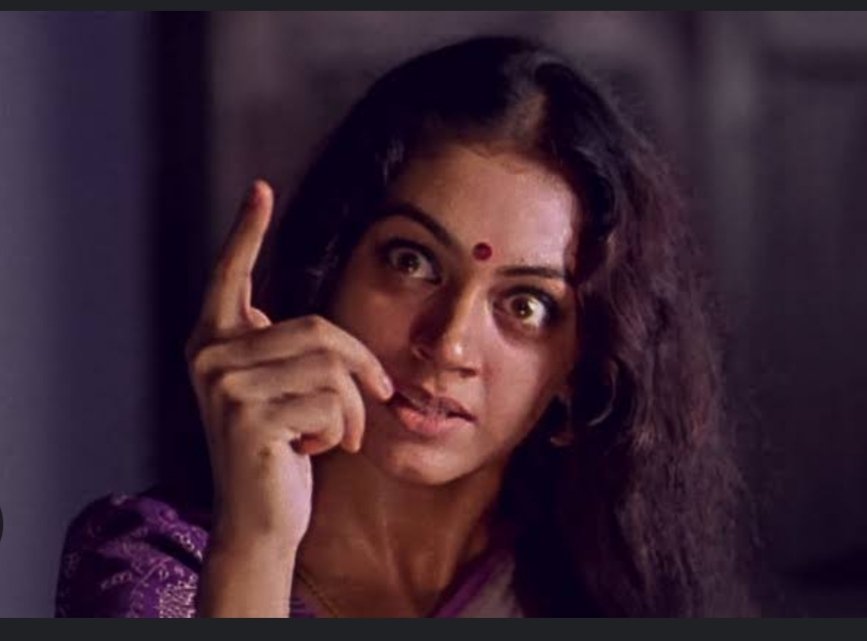 It took jyothika and soundarya to bath in the terror for audience while watching chandramukhi and apthamitra still a nightmare meanwhile shobana who terrorized the audience without any glare or glint in the eyes which still shows the amount of terror while watching this