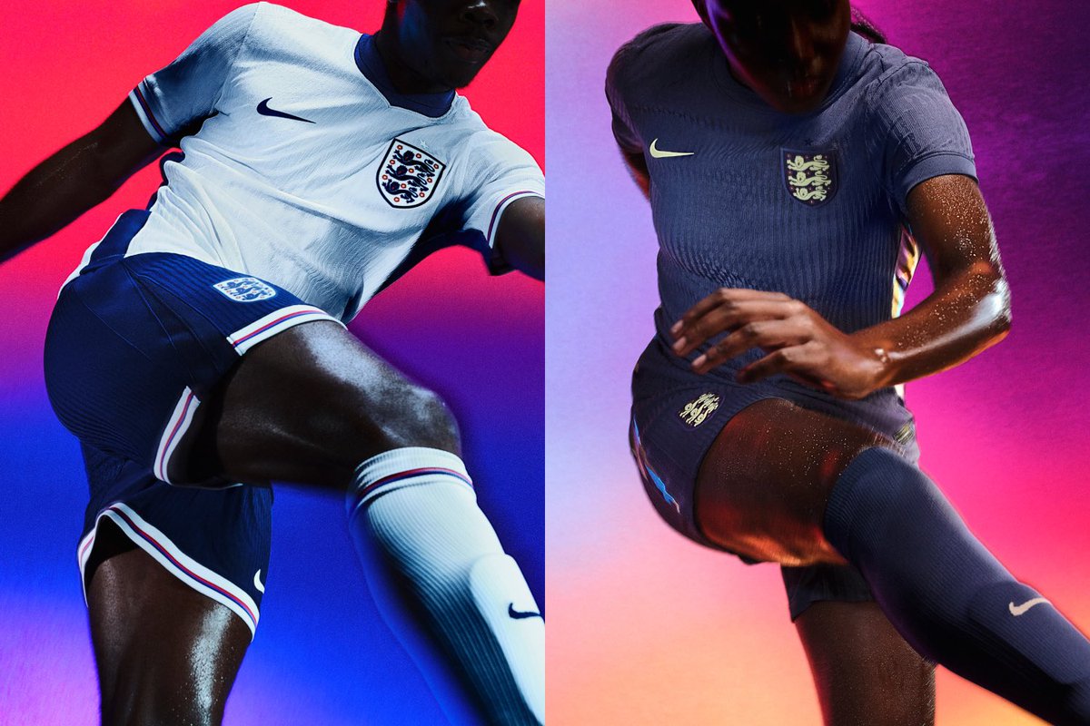 nikefootball's tweet image. The new @England 𝟐𝟎𝟐𝟒 𝑵𝒂𝒕𝒊𝒐𝒏𝒂𝒍 𝑻𝒆𝒂𝒎 𝒌𝒊𝒕𝒔 celebrate football heroes 🦸 of the past with a modern twist. 

Made with 𝑫𝒓𝒊-𝑭𝑰𝑻 𝑨𝑫𝑽 to breathe with you 😮‍💨 in the moments that matter most. 

#NikeFootball