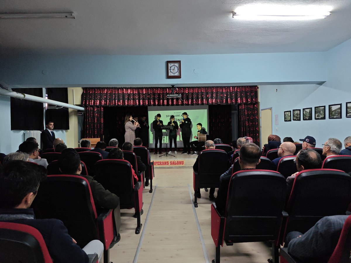 YalvacMem's tweet photo. 18 Mart Şehitler Günü programı ilçemiz Yalvaç Fen Lisesinde gerçekleşti.
@tcmeb @ispartamem @ErhanBaydur1 @AhmetArmutoglu_ https://t.co/Vgtjzo5Uzu