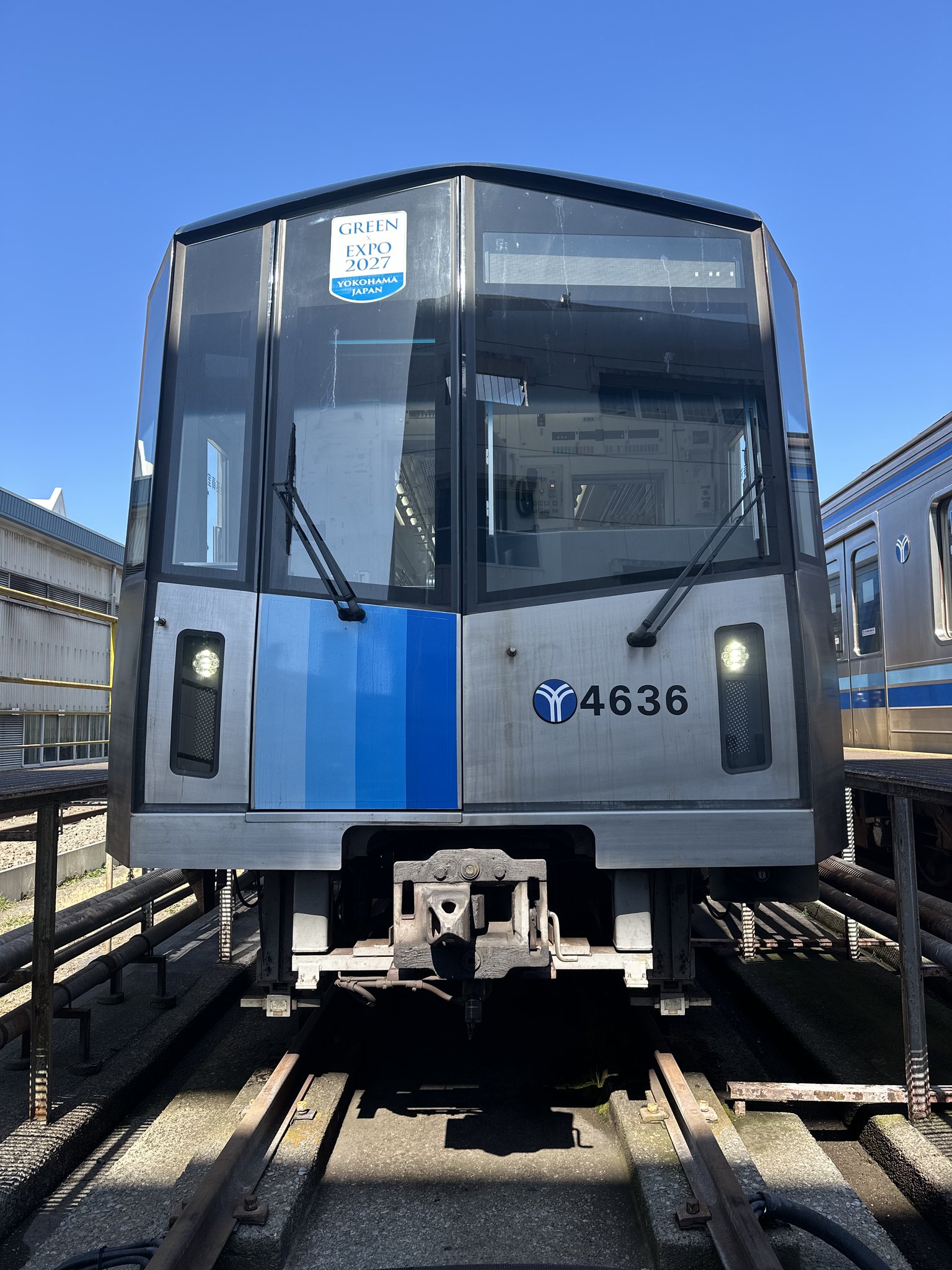 横浜市営地下鉄ブルーライン 側面Yマーク 実車両使用品｜Yahoo