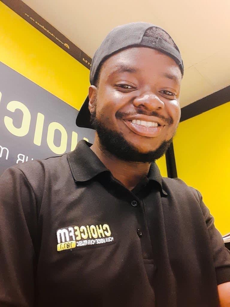 EnergyfmSA's tweet photo. Tune in for energizing conversations, uplifting music, and all the motivation you need to conquer the week ahead with Frank Majestic on the #GrandConnection on #ENERGYFMSA 105.8 in Limpopo or audio stream on https://t.co/CydEMEDbqh https://t.co/kQ9ic6a5e2