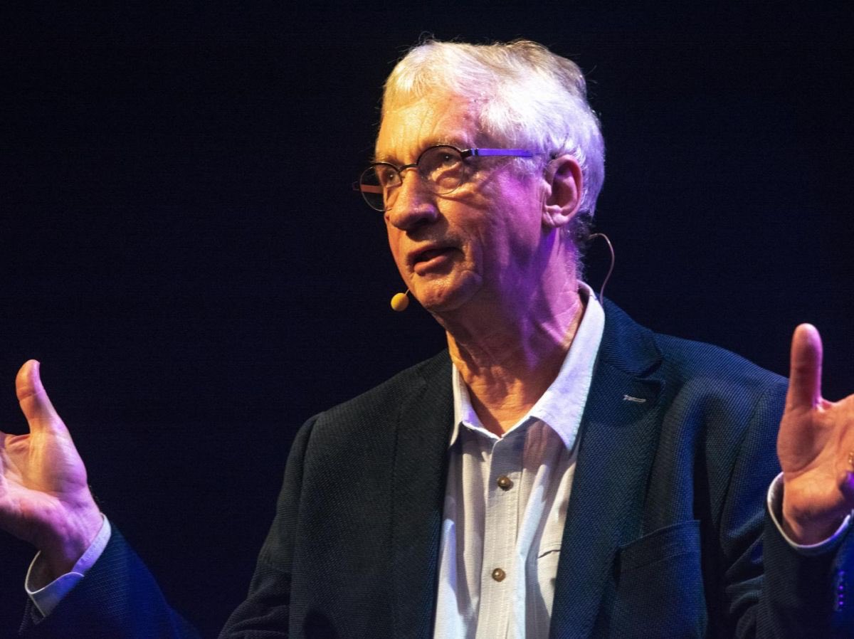 Frans de Waal : 'Nous sommes des singes bipolaires' sciencesetavenir.fr/animaux/frans-… sciencesetavenir.fr/animaux/frans-…