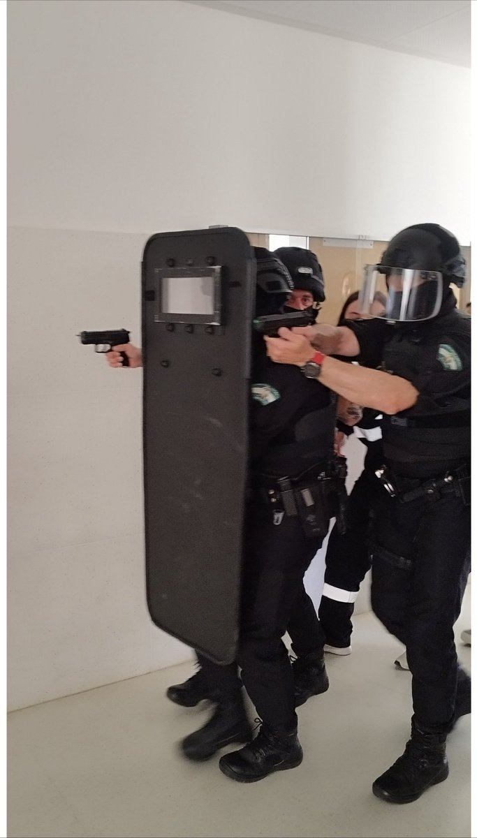 CCSaludUMA's tweet photo. Imágenes de unas actividades del Máster de Extrahospitalaria que tuvieron lugar este sábado en @CCSaludUMA https://t.co/RAuNitncVT
