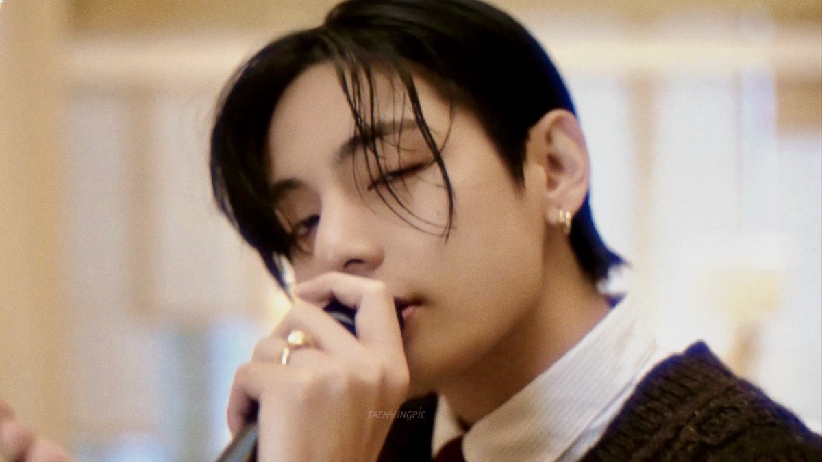taehyung pics⚡️ tweet media