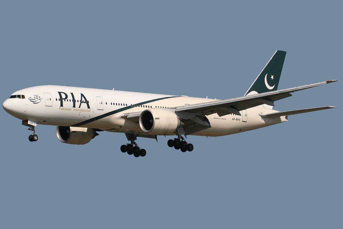 On March 15, during flight PK-781, a Pakistan International Airlines (PK) cabin crew member unintentionally flew from Islamabad to Toronto without her passport.

#Pakistan #PakistanAirlines #Canada #Avgeeks #Airine #News #Toronto #PIA #Aviation

aviationa2z.com/index.php/2024…