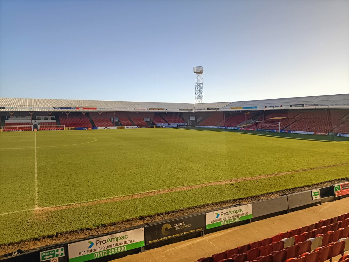 Really busy week this week in McMenemy's, but this view definitely helps.  #beautifulday #perfectview #BlundellPark #McMememysFS #GTFC #UTM #Cleethorpes #GreaterTogether