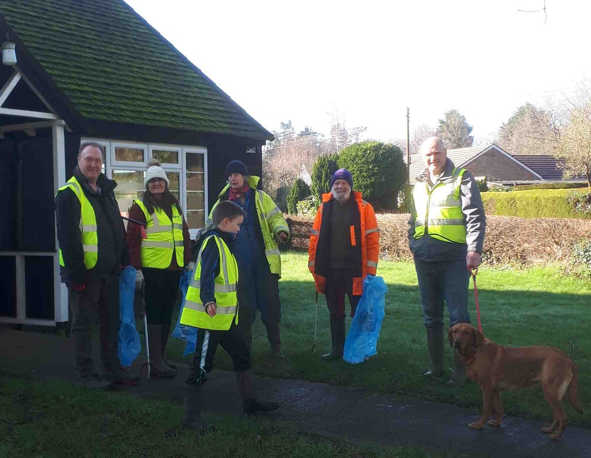Residents of Earls Croome did a village litter pick, loads of litter collected, well done everyone <a href="/KeepBritainTidy/">Keep Britain Tidy</a> #greatbritishspringclean #lovewhereyoulive