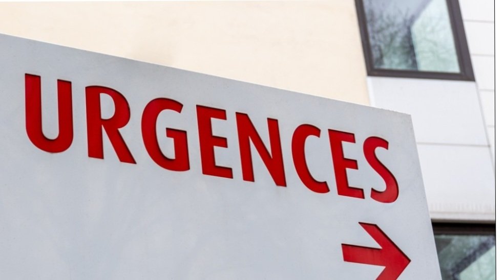 Jour 77
9h aux urgences pour le beau père..saturation manque  de personnel...il me fallait juste de la patience heureusement j'en ai...résultat rien de grave on continue les examens ....cet homme de la terre se sent perdu..mais nous sommes là..belle journée