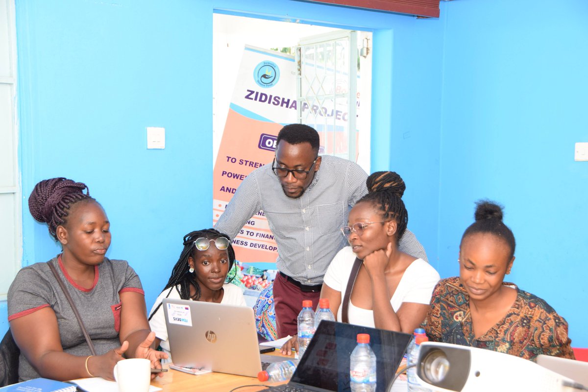 The Border Hub tweet media