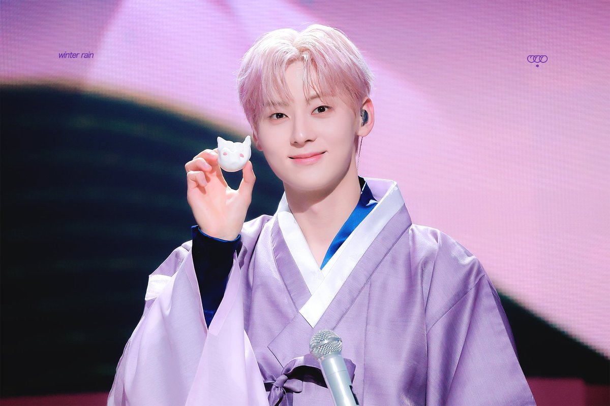 240310 도원결의

#Hwangminhyun #Minhyun #황민현 #민현