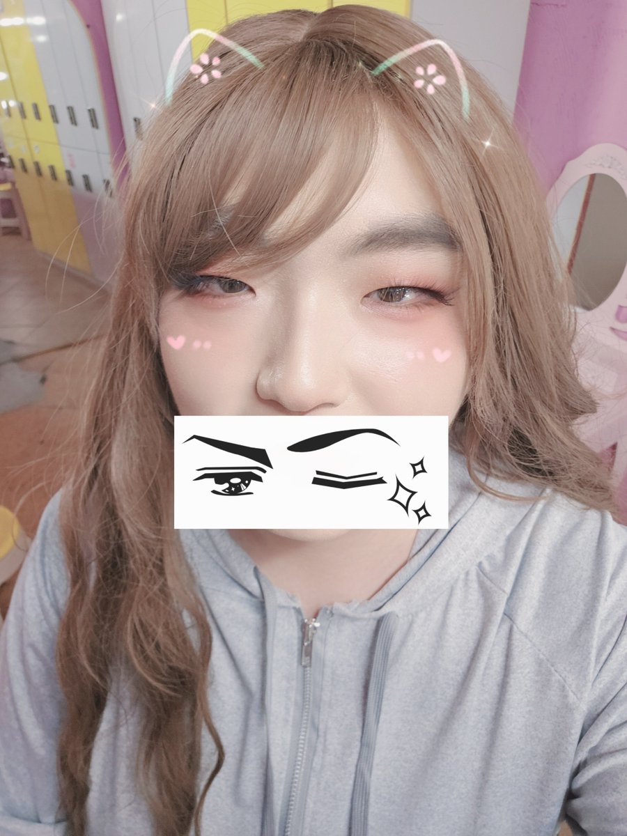 CD_TaeR's tweet photo. 같은날 인데 먼가 조명차이인가 각도 차이인가
#CD #CROSSDRESSER #SISSY https://t.co/LV80cP0LWv