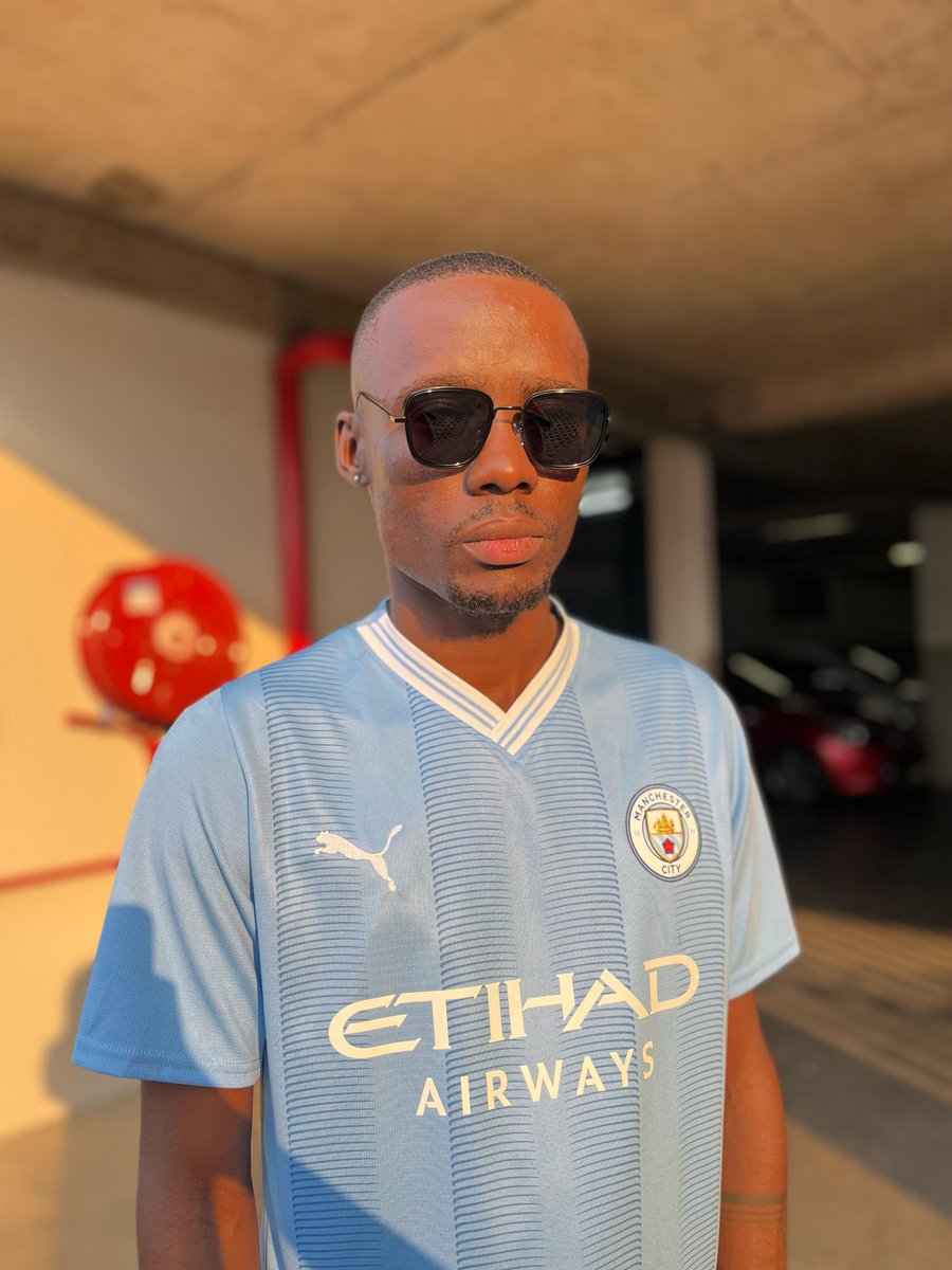 YOUFM898's tweet photo. Let's #GetInTune with all things sports that happened over the weekend on the #YOUFMSportsHour with @kaynamblack on the #YouConnect app! https://t.co/ivgiuCSh2W