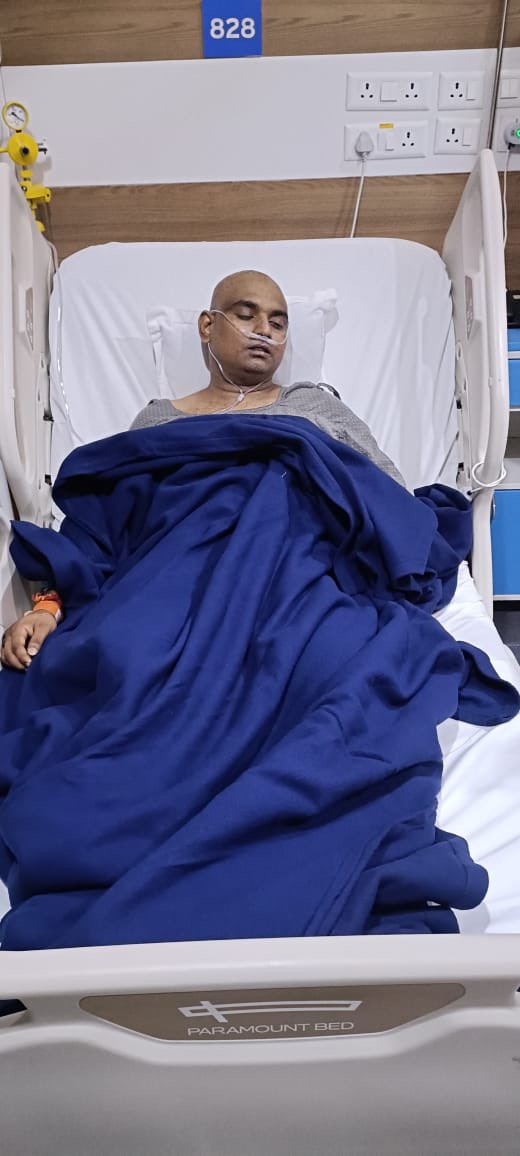 nandu_durga's tweet photo. @SonuSood Bhai 🙏🏼One of My Friend CH Durga Prasad suffering with Acute Leukemia( Blood Cancer) Aged 29 Years Who is Corporate Employee. Present He is taking treatment AIG hospitals Gachibowli and They 50 Lakhs for that treatment. Please Look into this, He is Struggling For Life https://t.co/HkTIvG9yFE