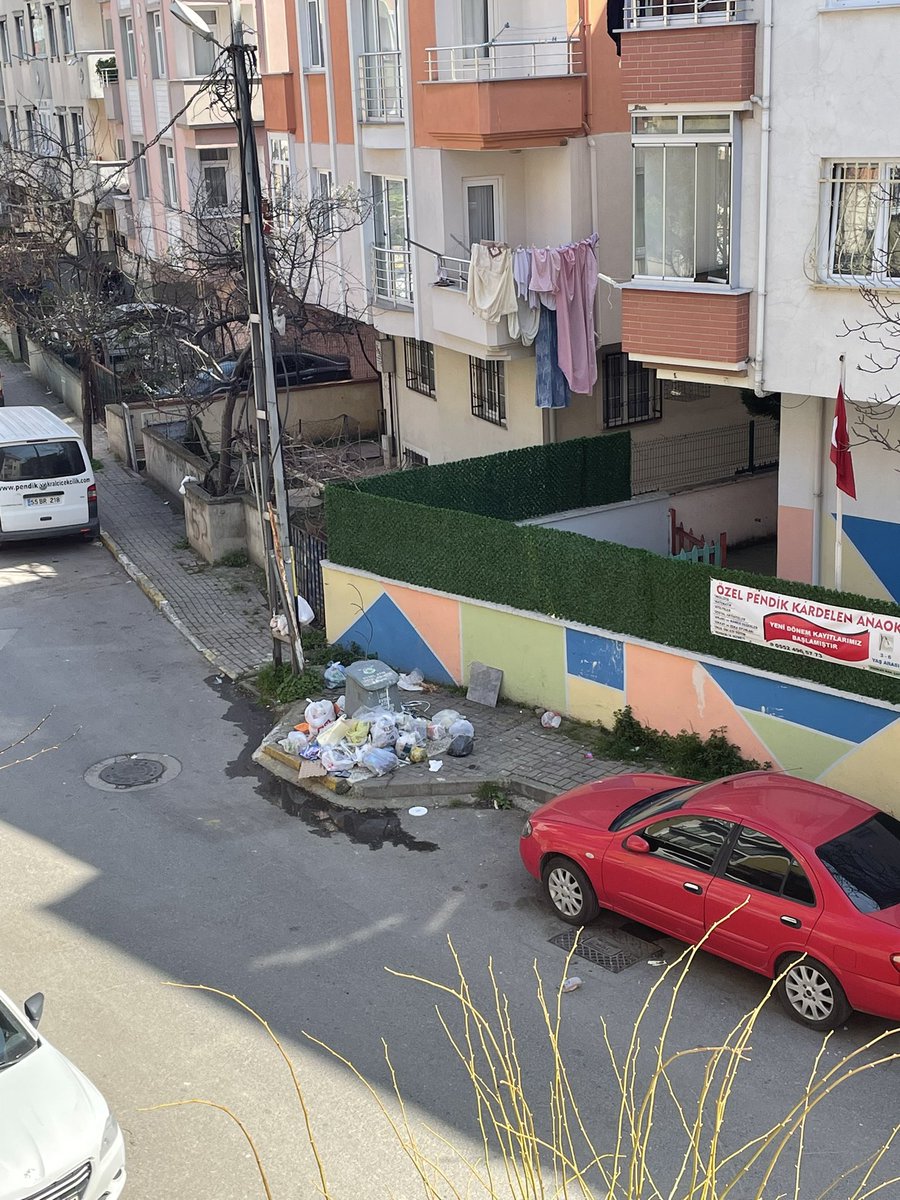 2024 yıl seçimlerini bu şekilde kazanabileceğinizi düşünmüyorsunuzdur inşallah bütün Belediye çalışanları seçim propagandası yapıyor sanırsam #pendikbelediye #ahmetcin <a href="/ahmetcinpendik/">Ahmet Cin</a> <a href="/Pendik_Belediye/">Pendik Belediyesi 🇹🇷</a>