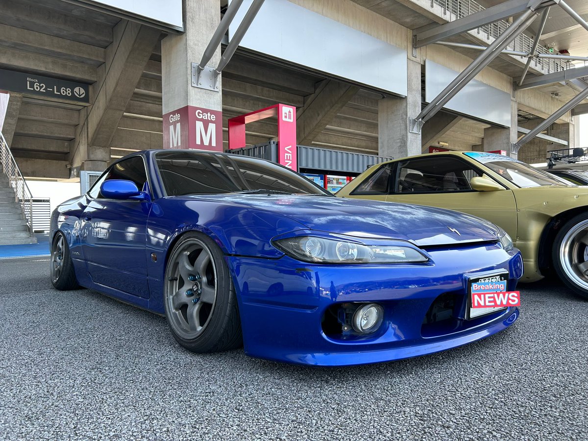 柵の外に停まってた車もアツかった🔥
#エスヘリ
