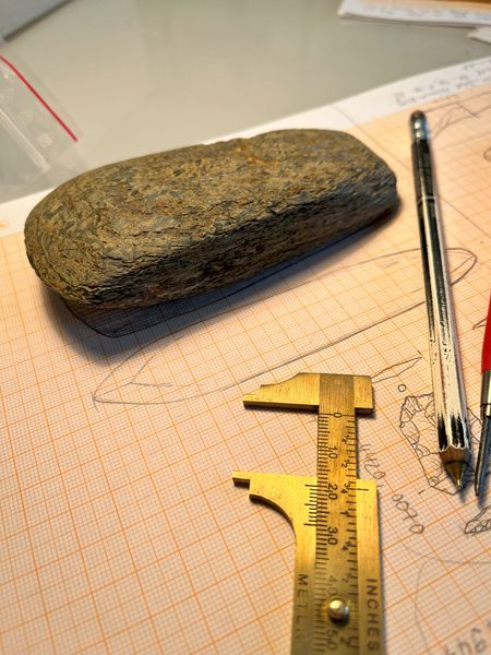archillu's tweet photo. New week, new drawings. Today it`s all about stone axes... ready, set, go!
#ArchIllu #drawing #Archaeology #stoneaxes #archaeologicalillustrator #archaeologylife #stoneagetools #archaeologylovers #archaeologicalillustration #illustratorslife #Monday https://t.co/r4m4ESO7ym