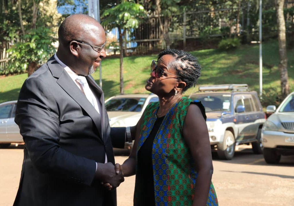 Owekitiibwa Robert Waggwa Nsibirwa tweet media