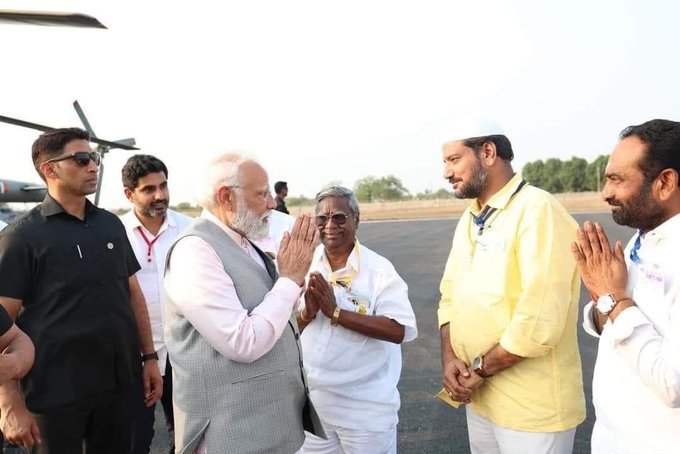 GI8Xg2ka8AA5Qgh?format=jpg&name=small