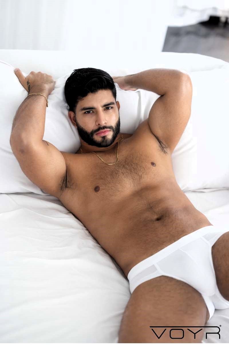 MIGUEL SOLO ™ on X: 🅷🅾🆃 🆂🆃🆄🅵🅵 🇨🇴Colombian @andres1milan makes  the leap into professional porn in @VoyRMedia. Lets remember that Andrés,  was Mister Colombia in 2022, and already debuted some time ago